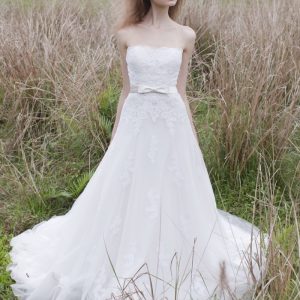 SPL264 Embroidered Soft Tulle Wedding Dress